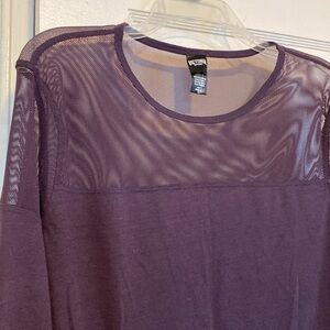 🎀 5/$20 🎀 Victoria Sport Mesh Long Sleeve